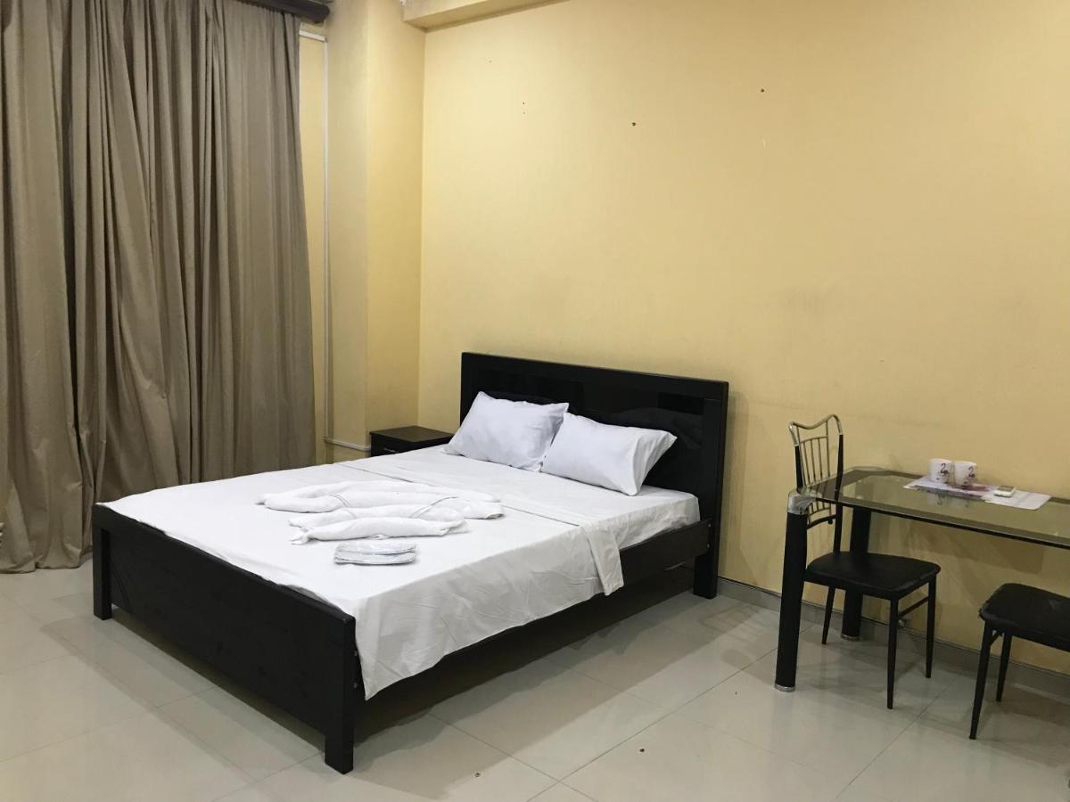 Rostus Otel Tiflis Dış mekan fotoğraf